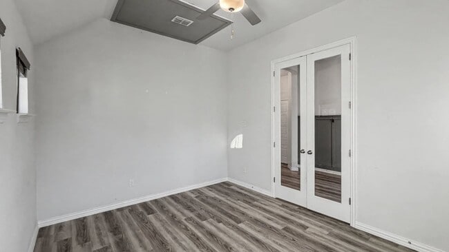 Photo - 16617 Hidden Cove Dr