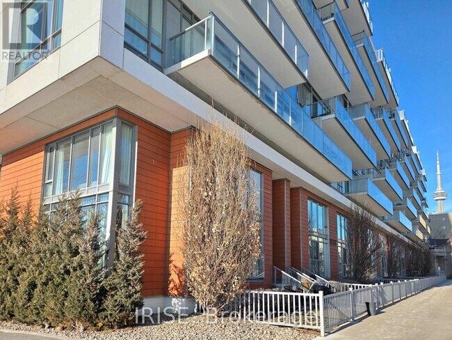 Photo - 90 Stadium Rd Unit 432