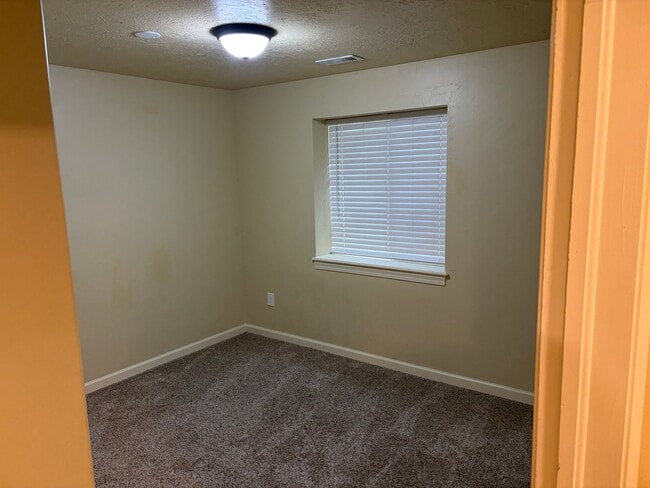Photo - 14287 Rosaleen Ln Unidad Apartment
