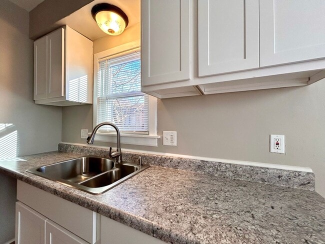 Photo - 297 W Larch Ave Unit #1