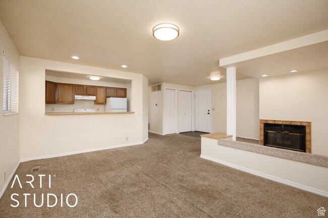 Photo - 1257 Vine St Unidad C