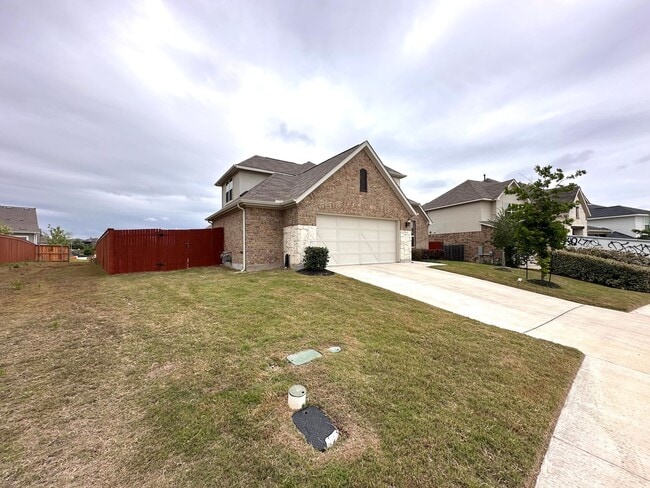 Photo - The larger 3 bedrooms and 2 bathrooms with a bonus Den and Loft spaces for rent in South Austin, ...