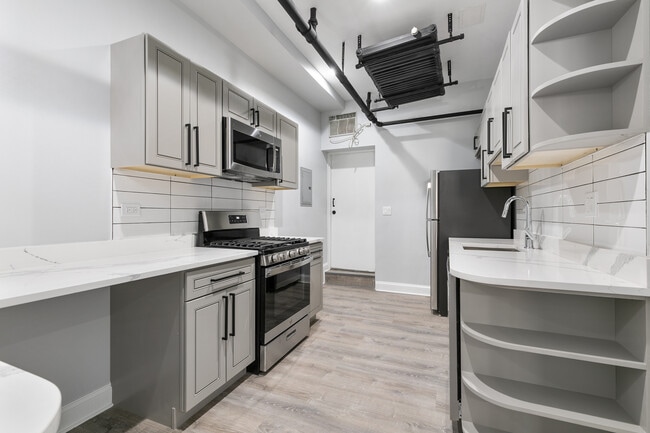 Photo - 7618 N Eastlake Terrace Unit G