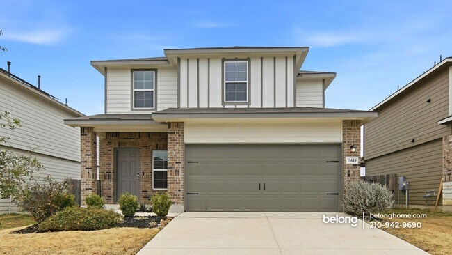 Building Photo - 15619 Garam Trl