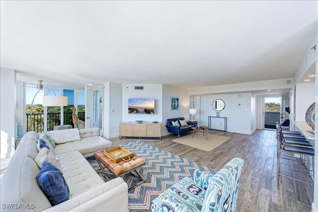 Photo - 6361 Pelican Bay Blvd Unidad 305