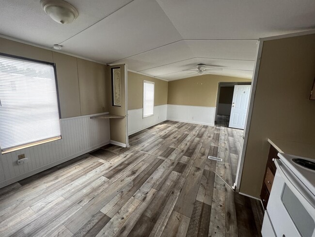 Photo - 1402 Chicopee Rd