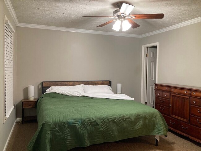 8044 Brightwood Ct