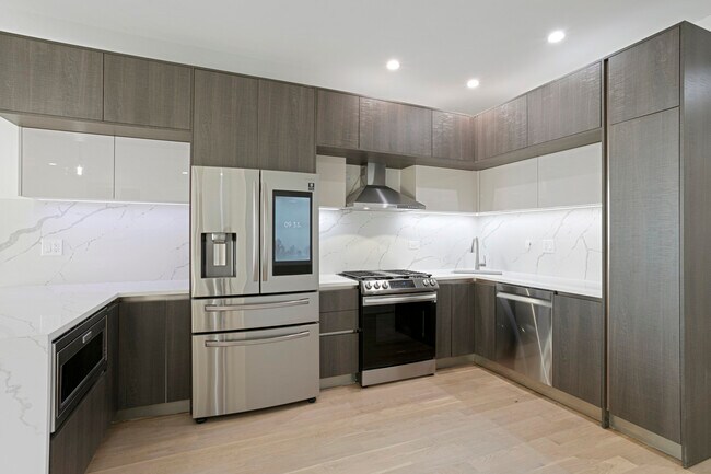 Photo - 7731 N Eastlake Terrace Unit GN