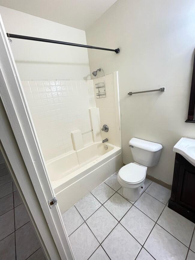 Photo - 3518 W Lexington St Unit 2