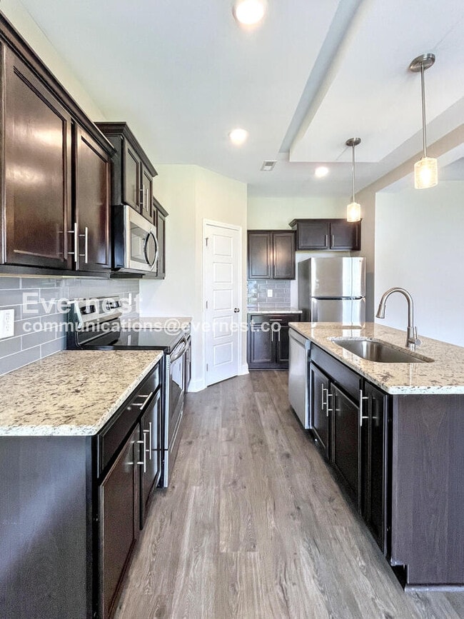 Photo - 829 Marksman Ct