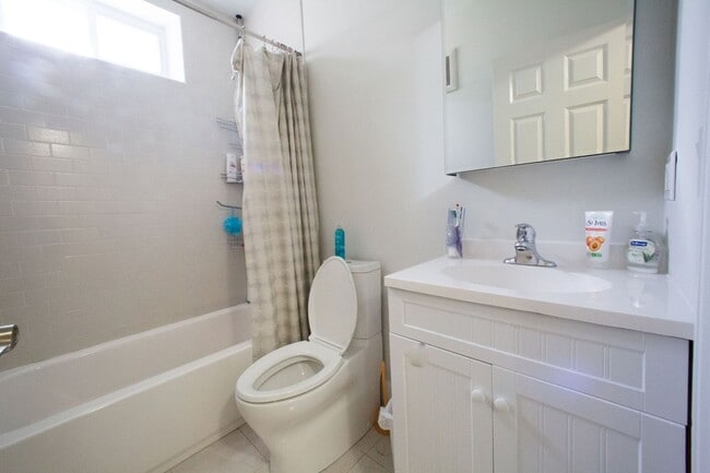 Photo - 4bed2bath in Washington Square Brookline.