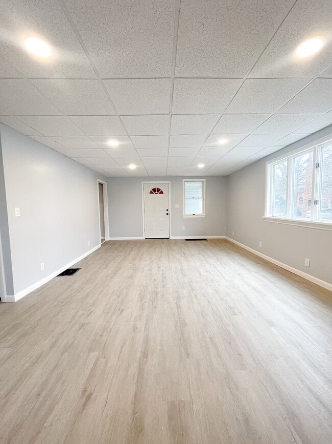 Photo - 120 Diatreta Ln