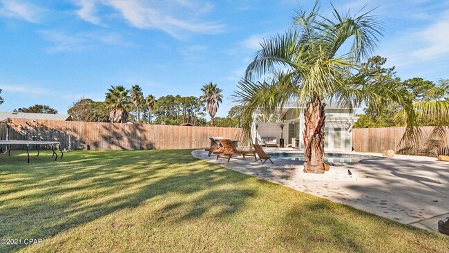 Photo - 2916 Laurie Ave