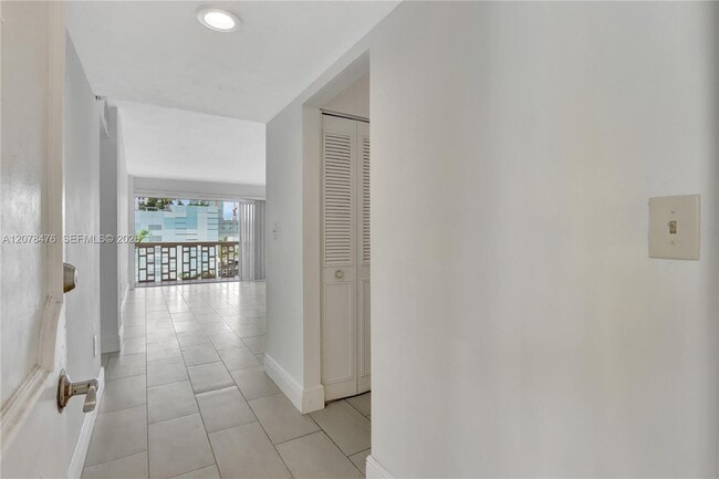 Photo - 600 NE 25th St Unit PHD/73