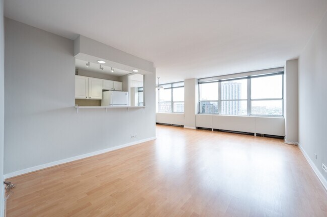 Photo - 655 W Irving Park Rd Unit 1815