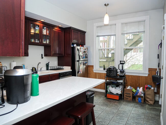 Photo - 237 W 3rd St