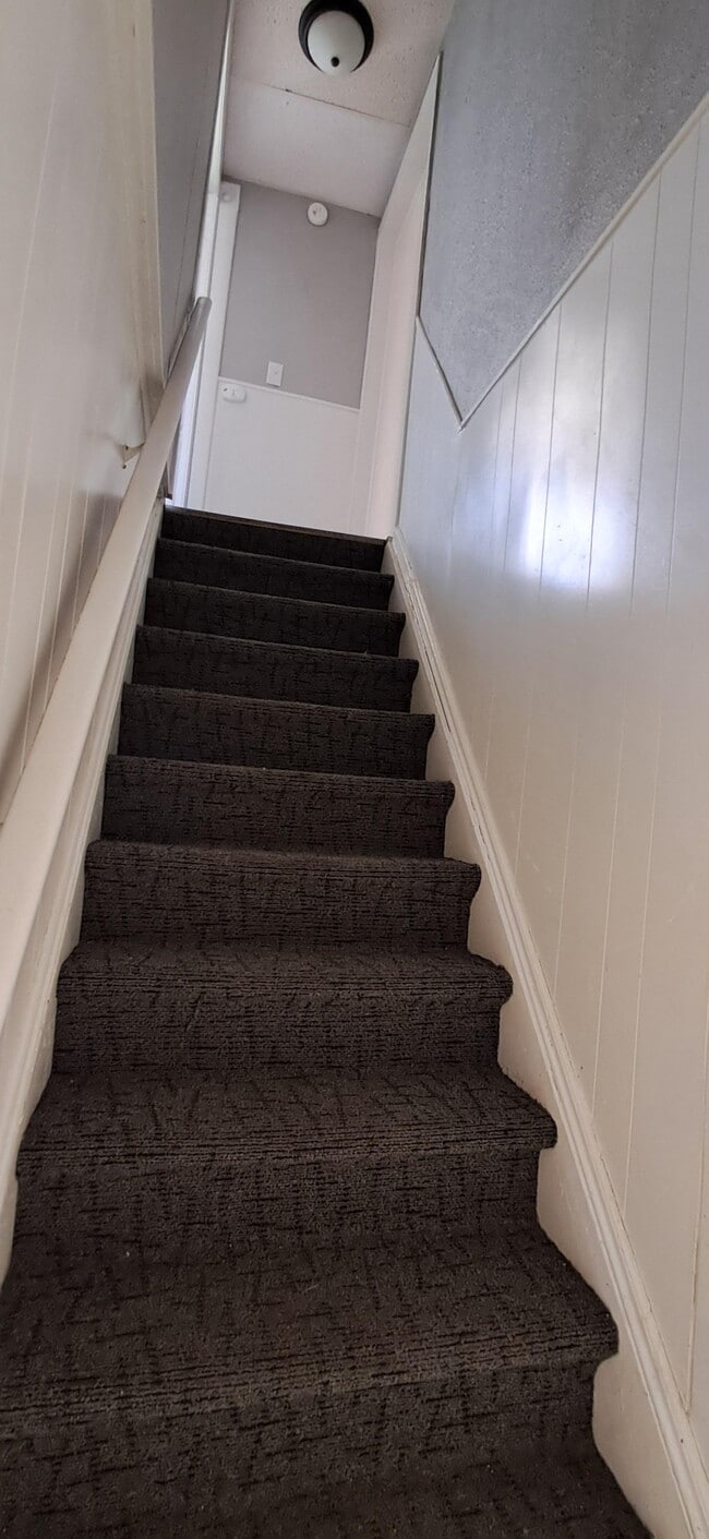 Photo - 2418 Jules St