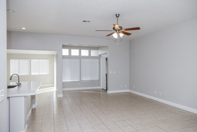 Photo - 3394 Wasatch Cedars St