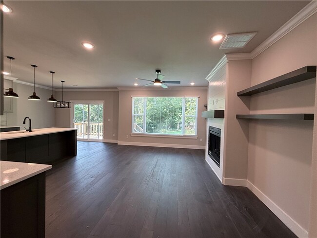 Photo - 4 McHugh Ln