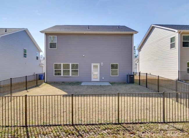 Photo - 109 Fosters Glen Pl