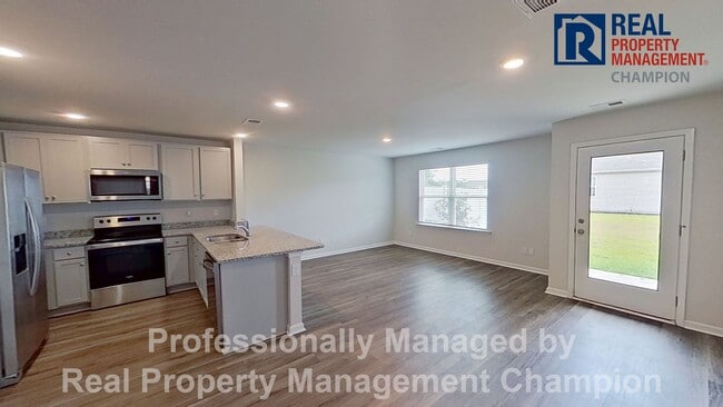 Photo - Like New 3 BD/2.5 BA Townhouse w/Open Floorplan and Attached Garage