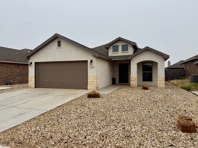 Photo - MOVE IN SPECIAL: First Full Month Half Off