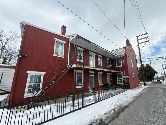 Photo - 128 S West St Unidad 128 S West St Apt 2