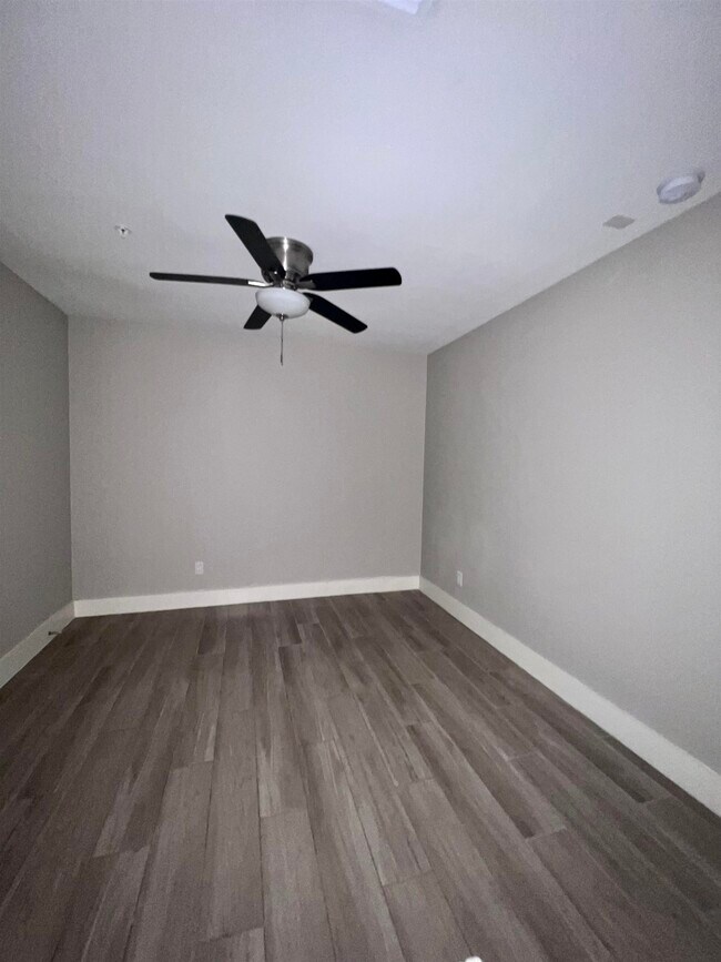 Photo - 8218 Casa Verde Rd Unit 7