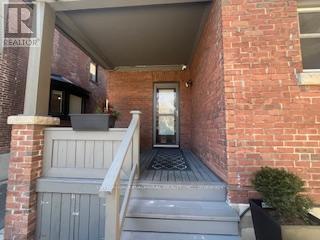 Photo - 335 Palmerston Blvd