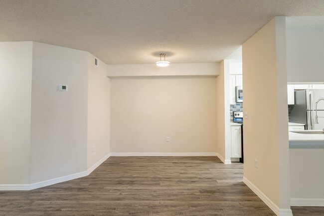 Fisherman's Landing Apartment Homes