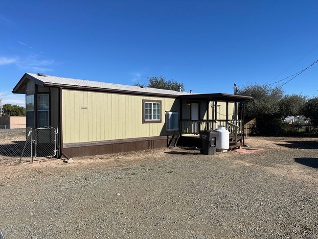 Photo - ***2 BEDROOM/1 BATH - CORNER LOT - CORDES LAKES***