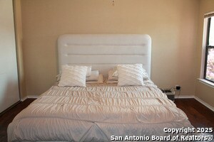 Photo - 8930 Kenton Ct