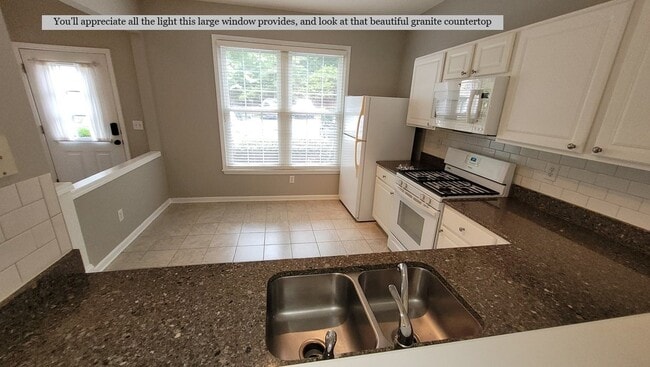 Photo - Bright 2-Bedroom Townhome Near Avalon & Downtown Alpharetta