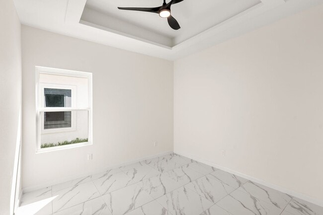 Photo - 504 N Emerald Ave