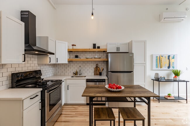1BR, 1BA