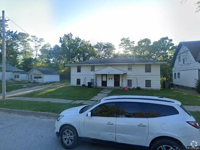 Building Photo - 613 N Wapello St Unit 0 Rental
