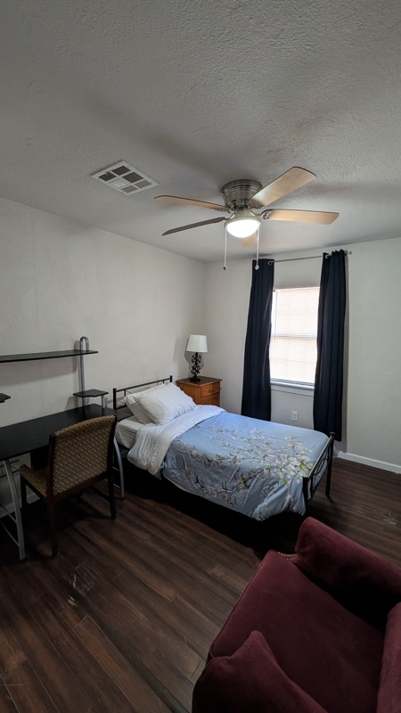 Photo - 1004 NE 28th St