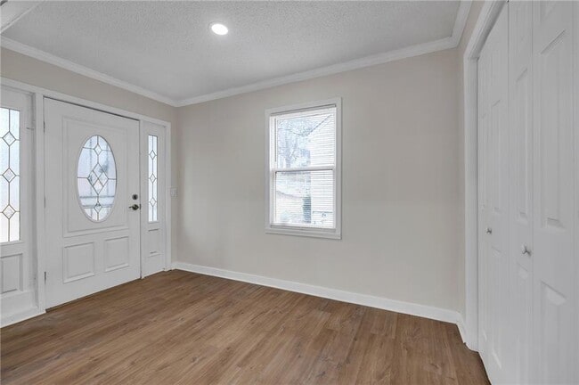 Photo - 2060 Baker Rd NW