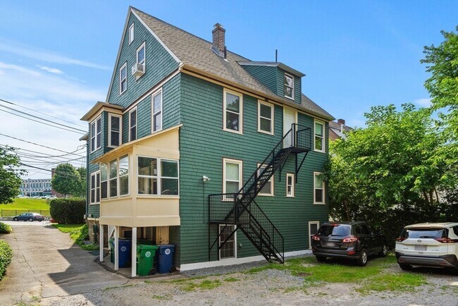 Photo - 36 Willow St Unit 3