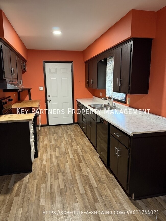 Photo - 821 S Edgemere Dr