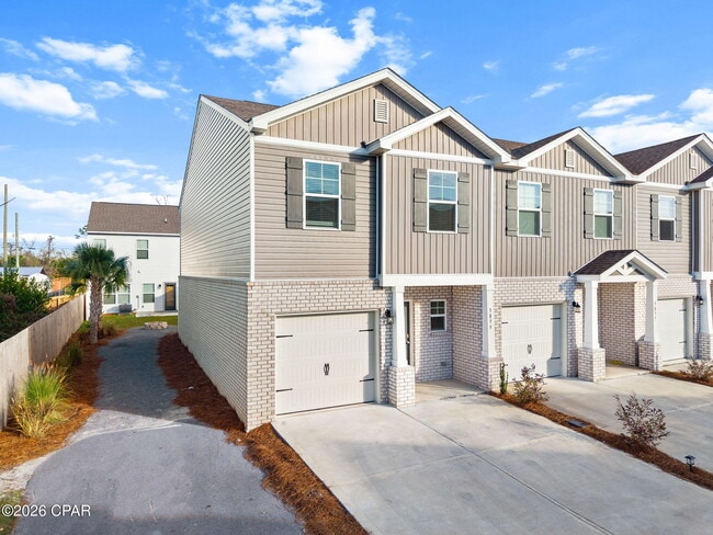 Photo - 5899 Tyndall Pl