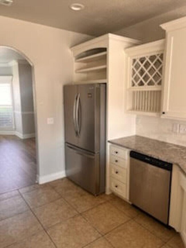 Photo - Spacious 4 Bedroom Home in Centerton