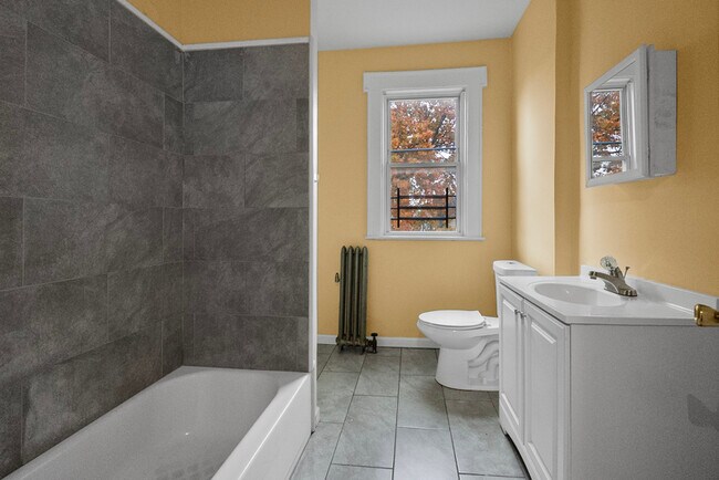 Photo - 187-189-189 Renner Ave