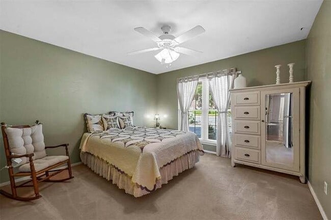 Photo - 428 Park Bend Dr