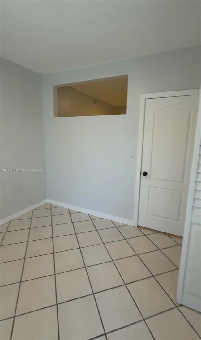 Photo - 3051 SW 27th Ave Unit 402