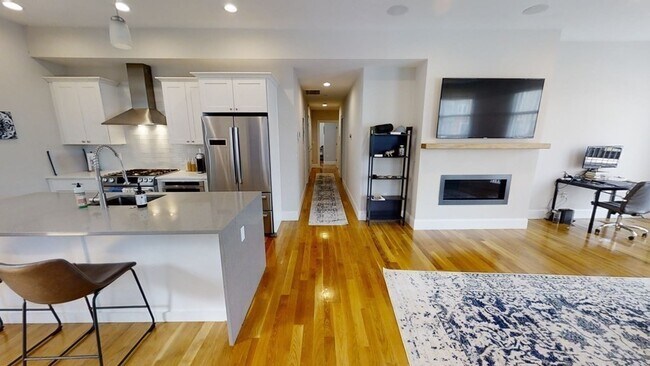 Photo - 275 Old Colony Ave Unit #1