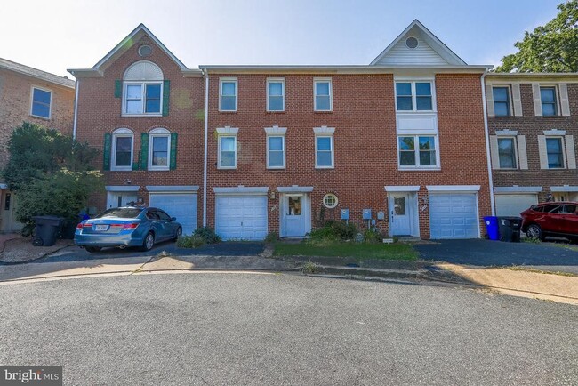 Building Photo - 746 S Granada St Rental
