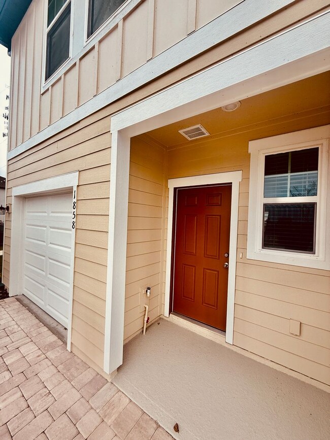 Photo - 3 Bed, 2.5 Bath, Corner Unit Townhome