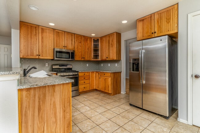Photo - 4 Bedroom Home with 3 Car Garage!