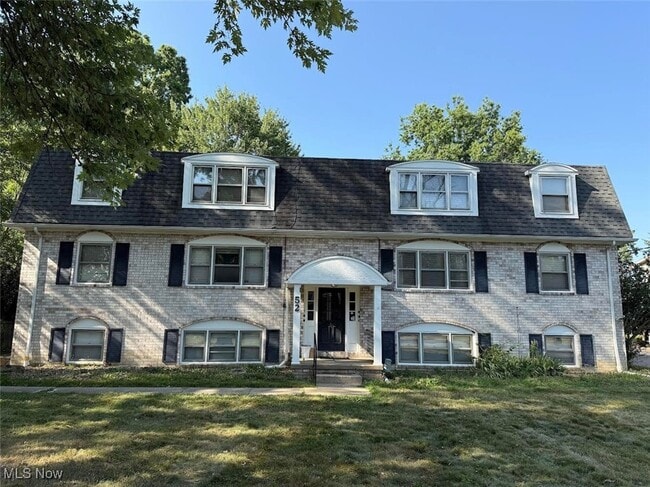 Building Photo - 52 Southwoods Ave Rental